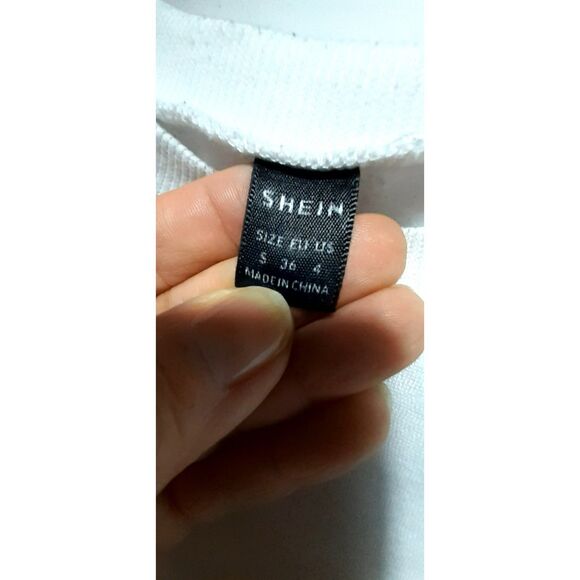 Shein Sweater  Size S White 100% Polyester Pretty Girl   #279 - Picture 3 of 6